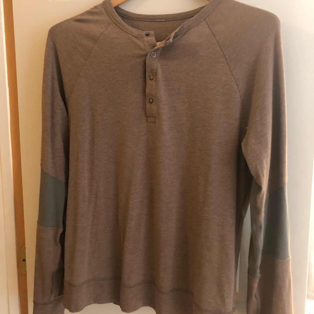 Lululemon Henley
